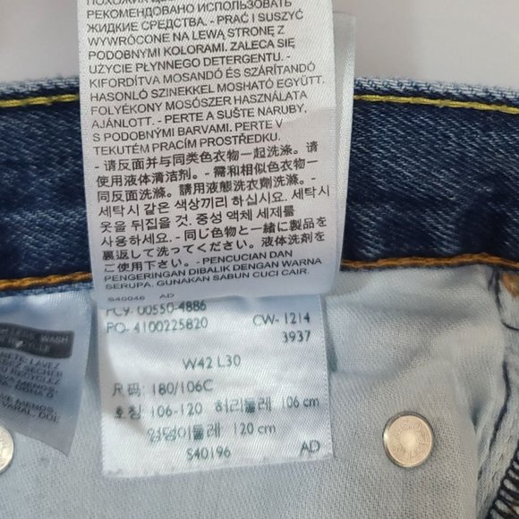 Levis Jeans Mens 42x30 Blue 550 Straight Leg Relaxed Fit Jeans Classic Work EUC - Picture 9 of 12